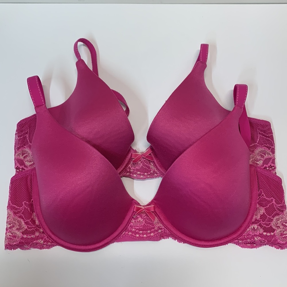 Bundle of 2 Maidenform Pink Bra